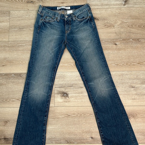 GAP Low Rise Boot Cut Women's Jeans - Picture 2 of 10